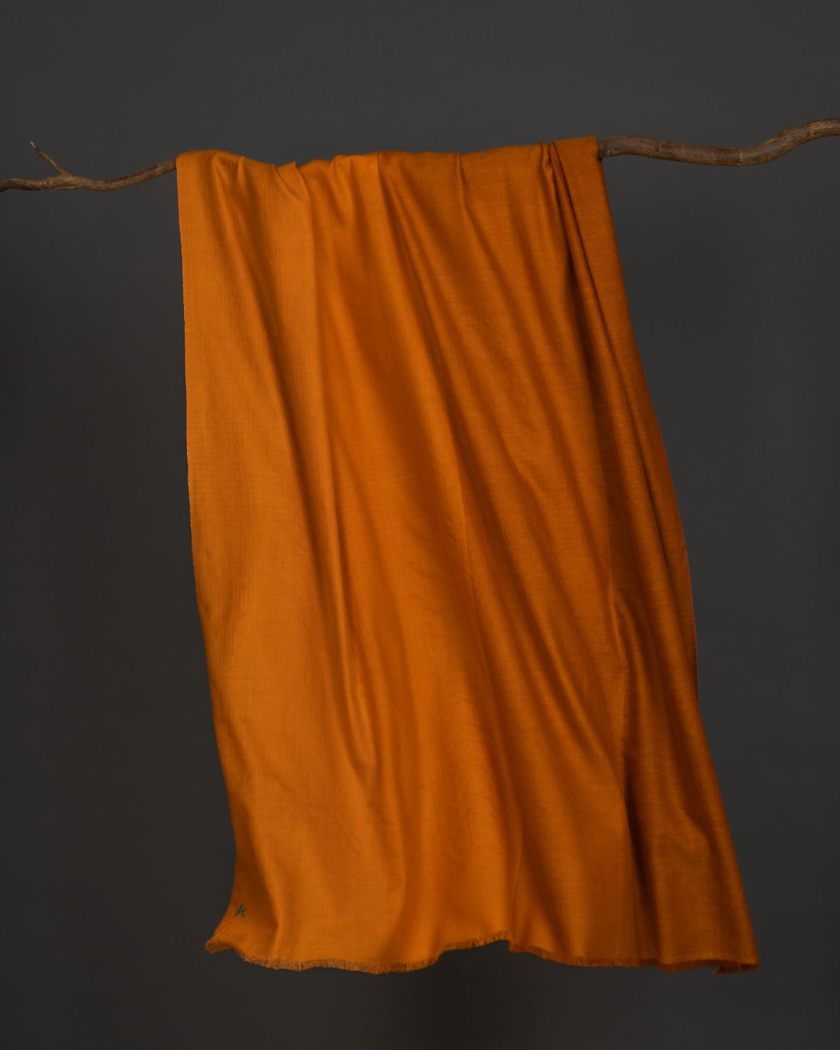 Patta Oranges Shawl