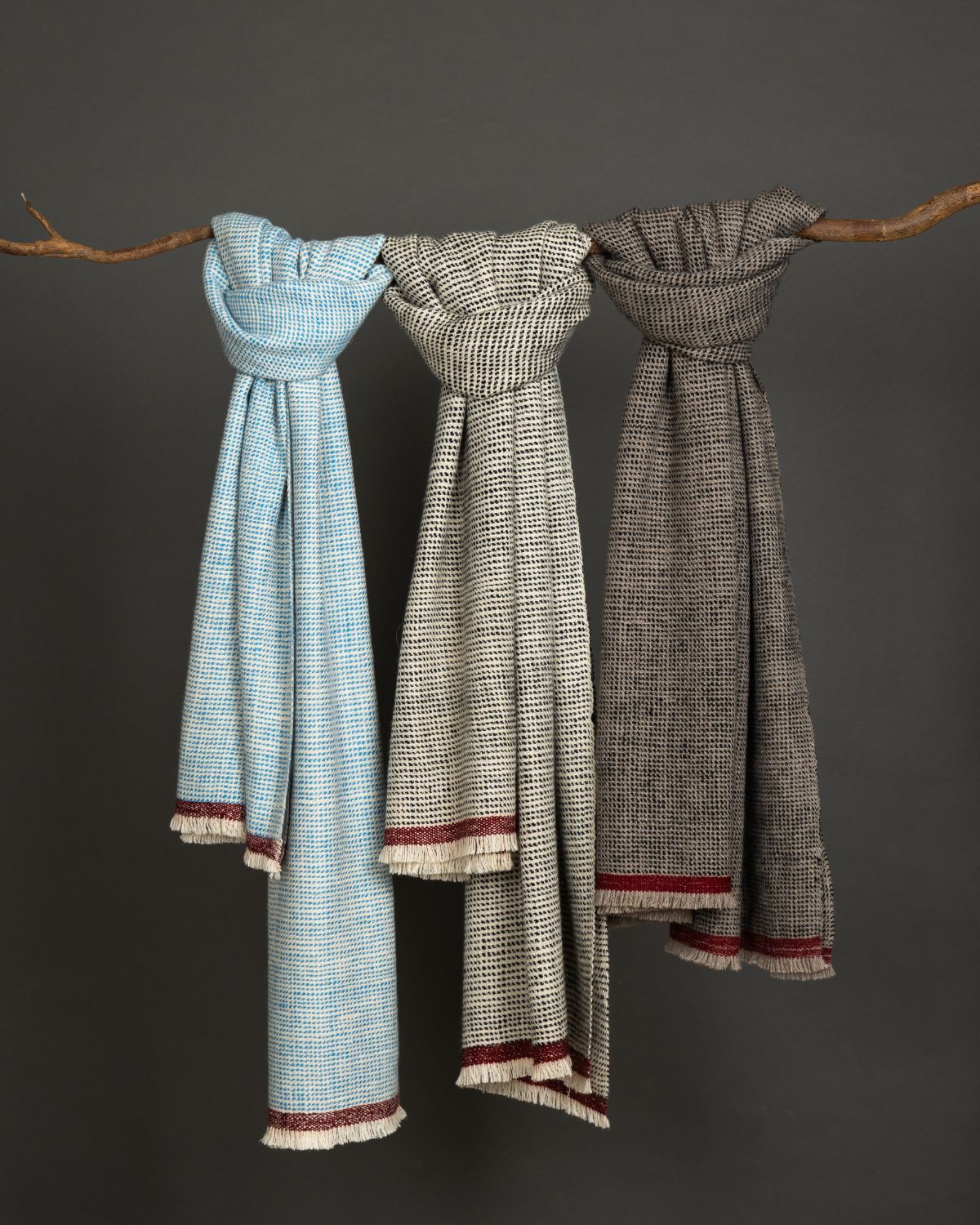 Mott White/Black Stole