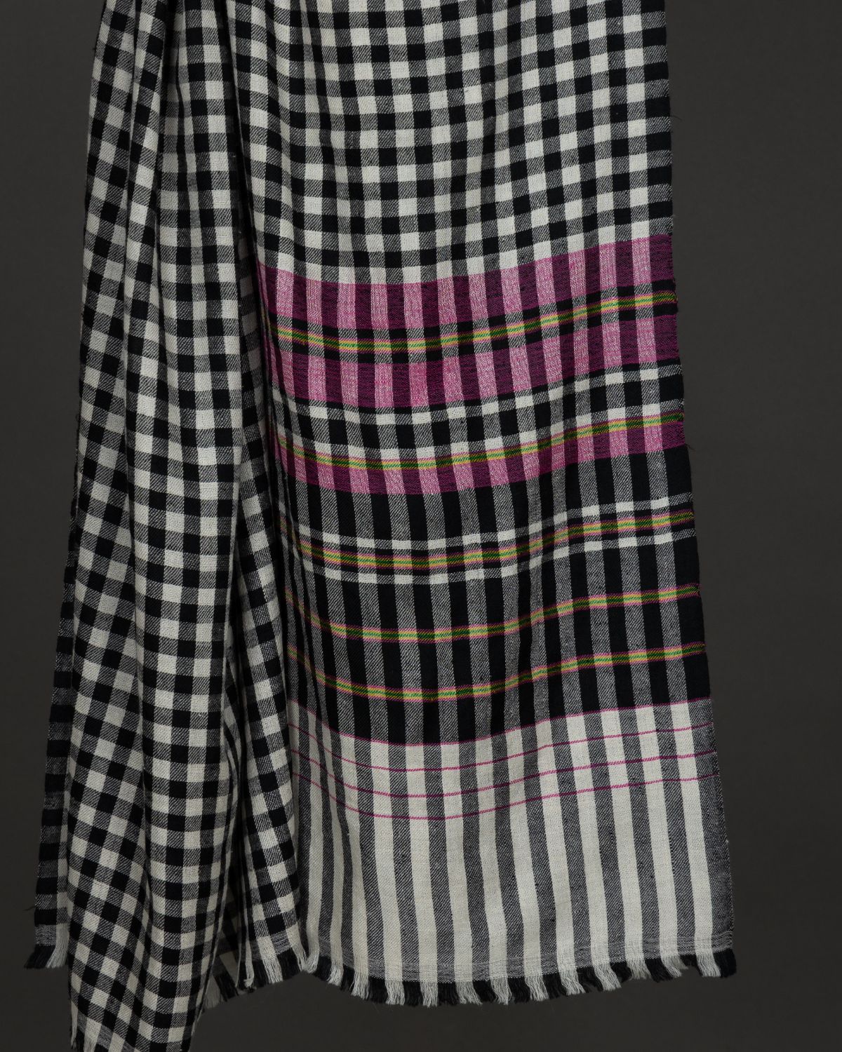 Check 25 Black/White/Pink