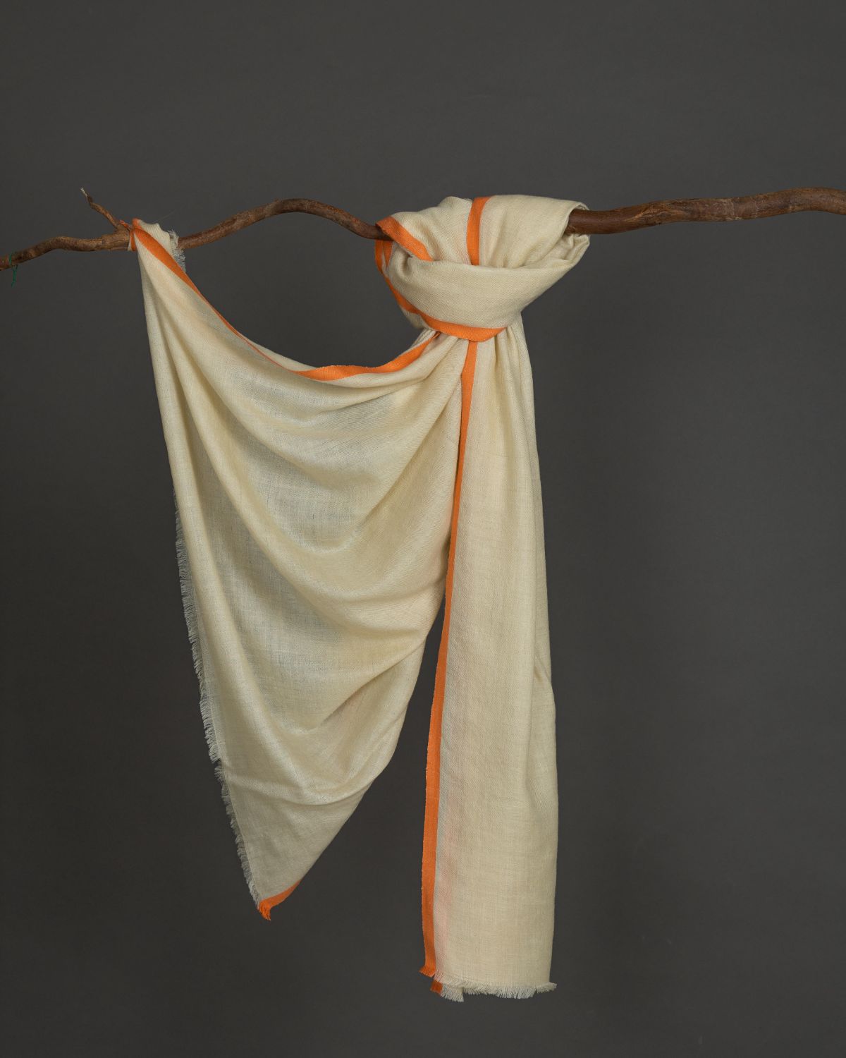 Kund Daar Off-White/Orange Stole