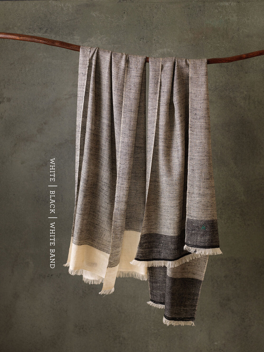 Solid Mufflers Natural/Greens