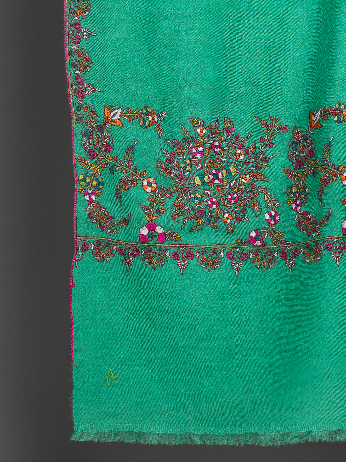Wintergreen Palla Embroidered