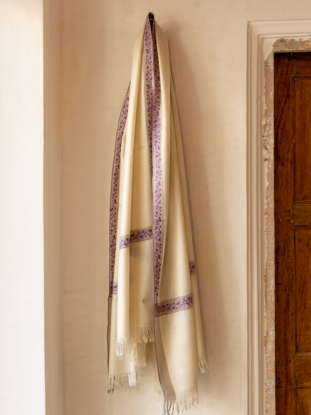 Bale Daar White Base Purples