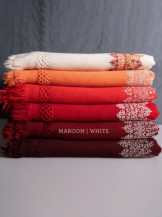 Chabi Bedspread Maroon/White